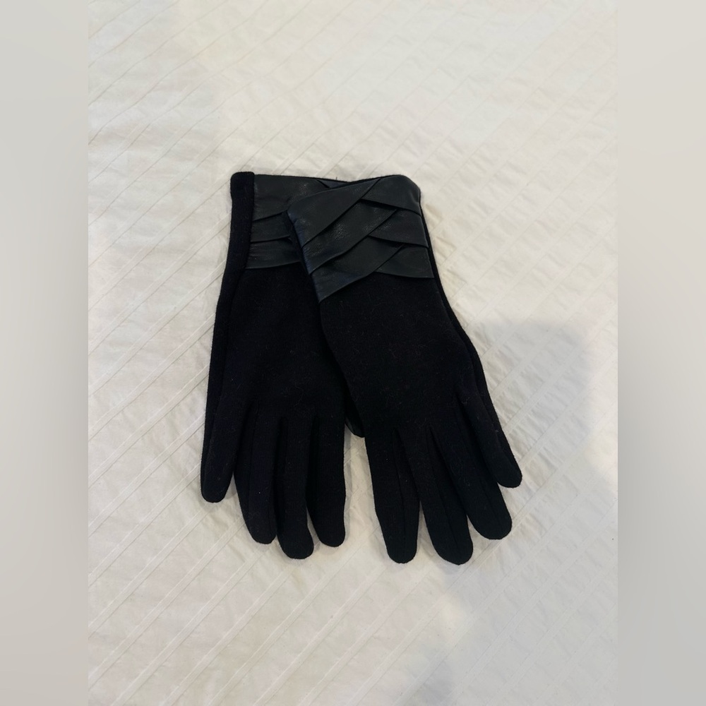 Women's Pleated Cuff Jersey Touchscreen Gloves